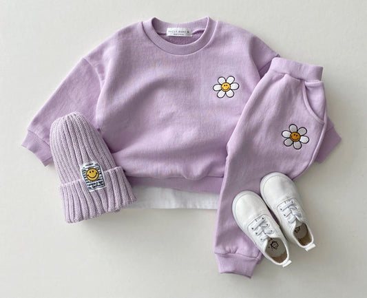 Smiley Daisy Sweatsuit in Lilac